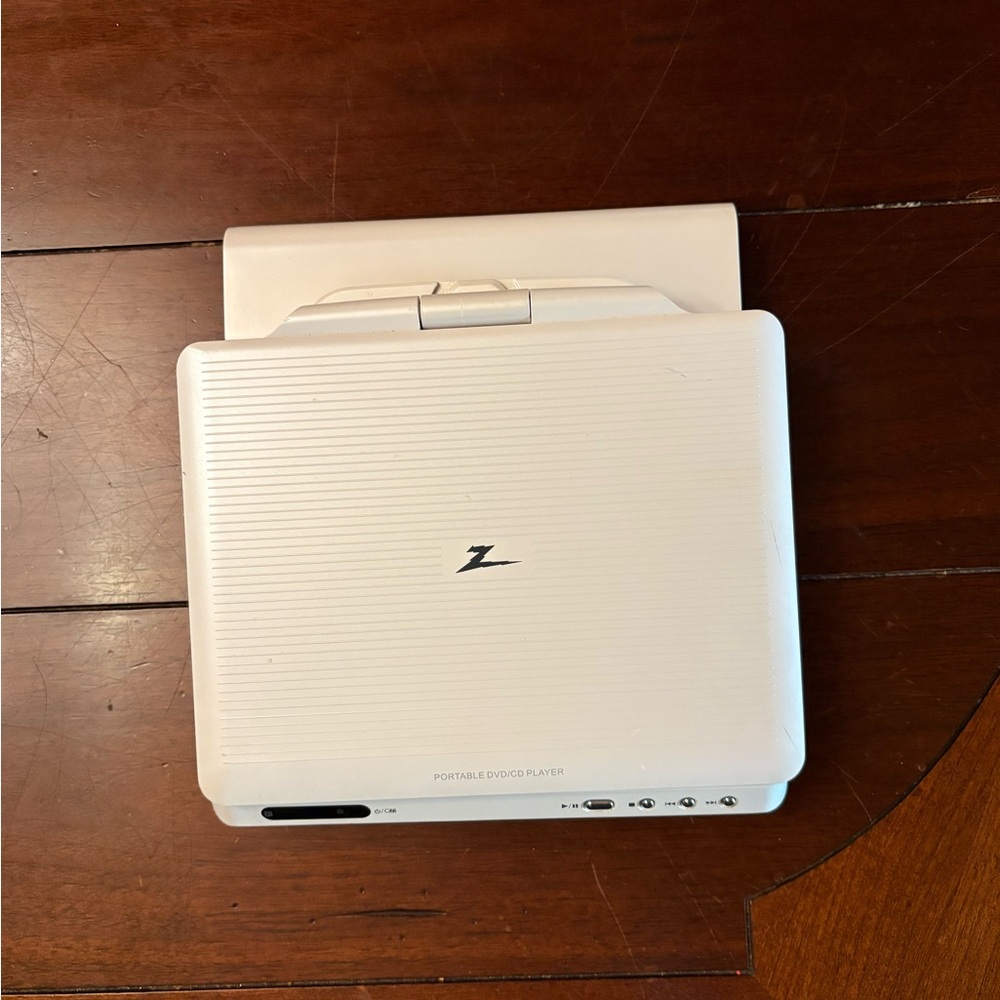 Zenith Portable DVD Player